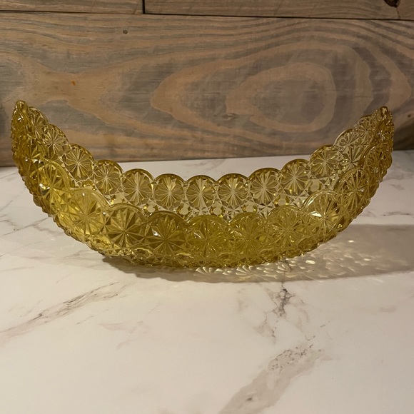 Hobbs Brochunier Amber Glass Canoe Daisy and Button Pattern Antique Relish Dish - Picture 1 of 3